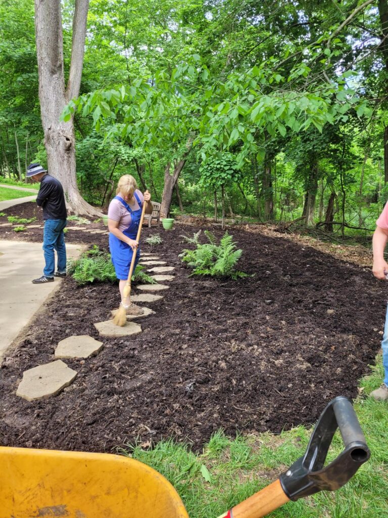 CaregiverGarden volunteer